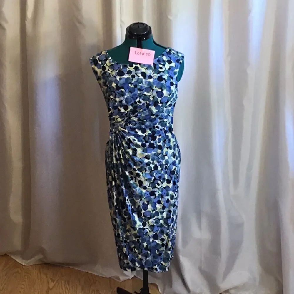 NWOT sleeveless dress by CONNECTED APPAREL in size 10